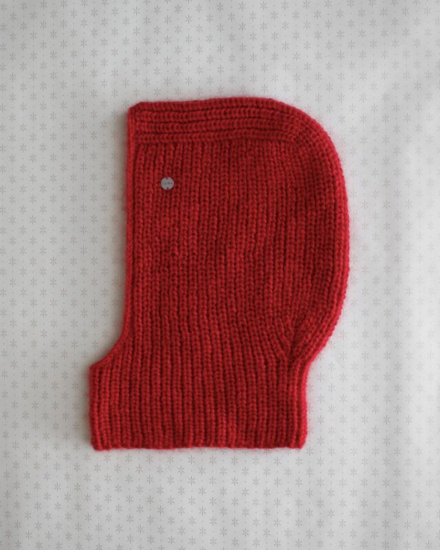 Капюшон вязаный, красный мохер с мериносом и шелком